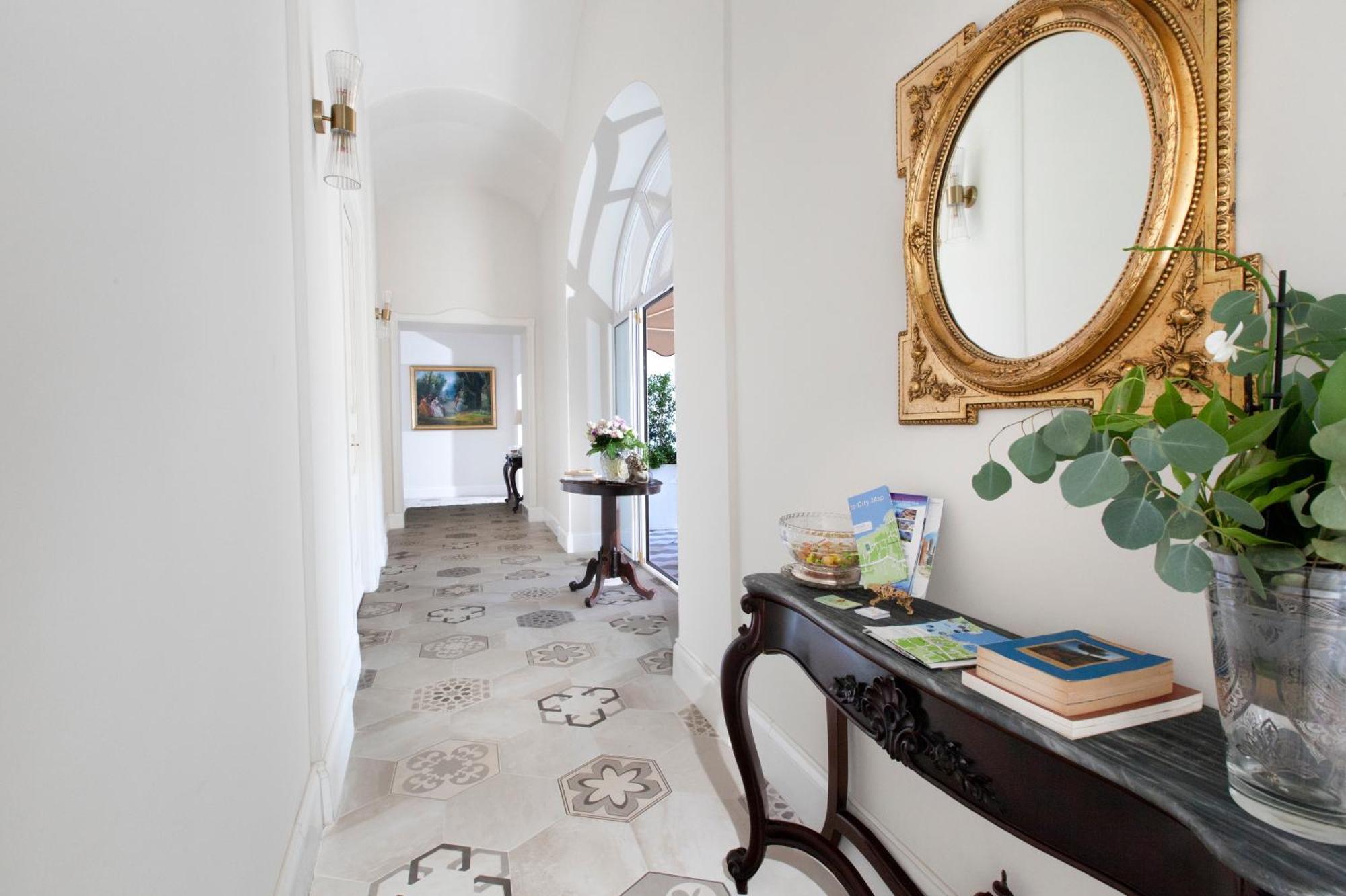 Grace Suites Sorrento Eksteriør bilde