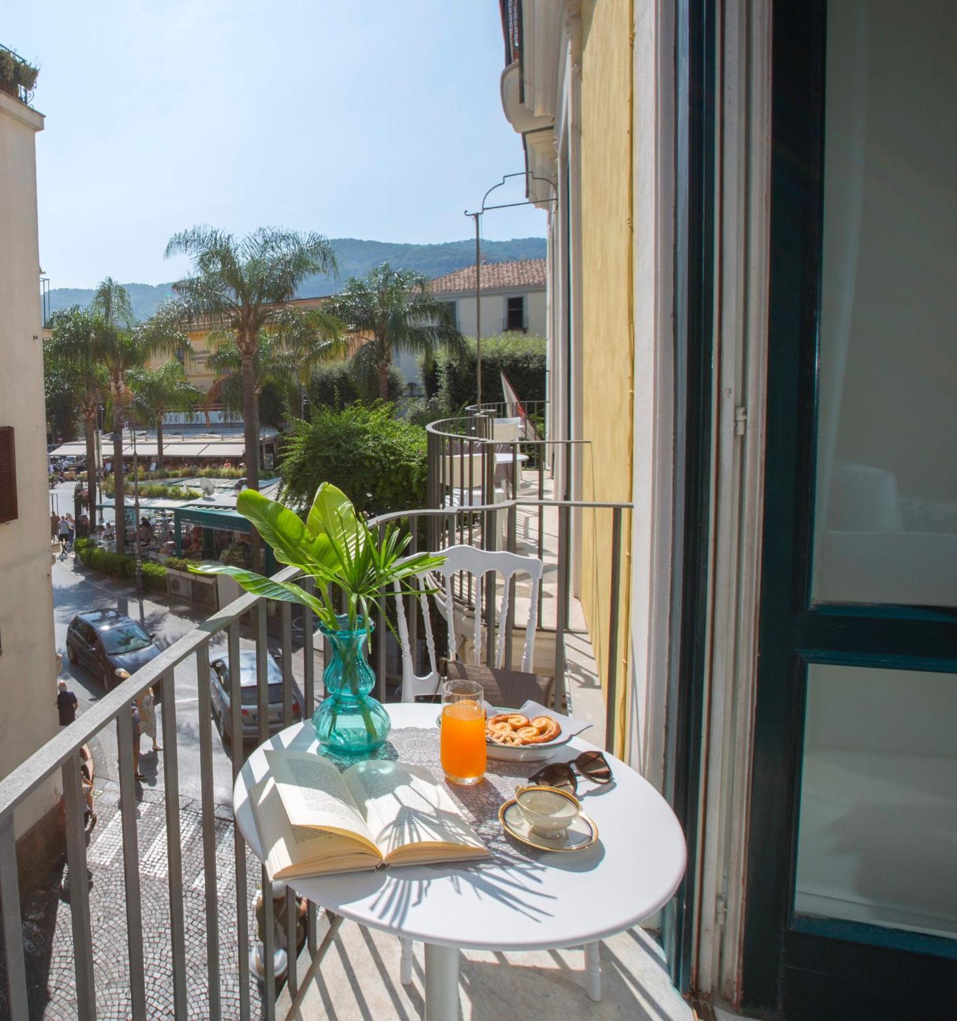 Grace Suites Sorrento Eksteriør bilde